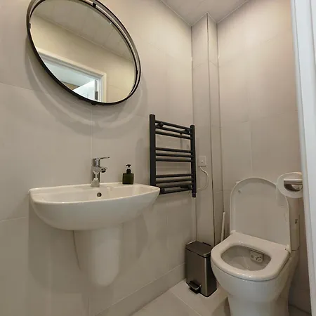 Gated 2 Guests Private House Free Parking Villa Bristol Exterior photo