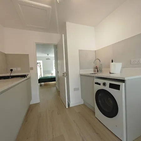 Gated 2 Guests Private House Free Parking Villa Bristol Exterior photo