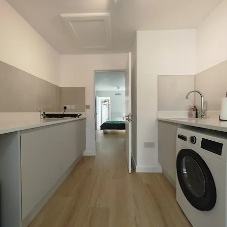 Gated 2 Guests Private House Free Parking Villa Bristol Exterior photo